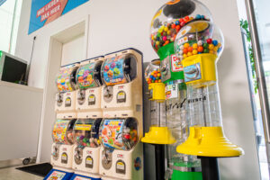 11 Süßigkeitenautomaten