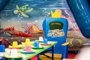 19 Tische Kinderland