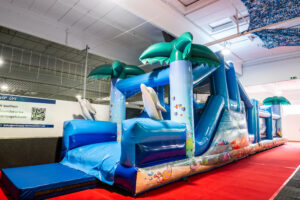 2 Wasserwelt Hüpfburg